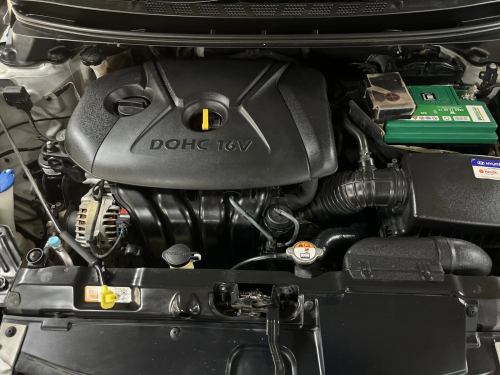 Hyundai Elantra 1.8 Gls/executive Auto in Namibia