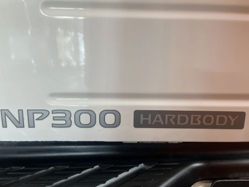 Nissan Hardbody Np300 2.5 TDI 4x4 Hi-Rider Pick Up Double Cab in Namibia
