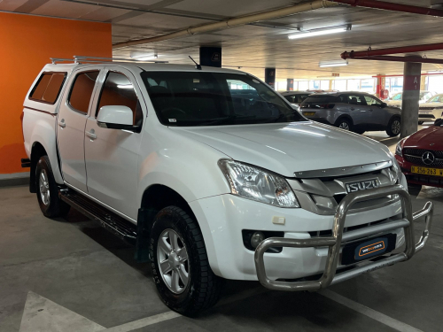 Isuzu KB 250 D-Teq LE Pick Up Double Cab in Namibia