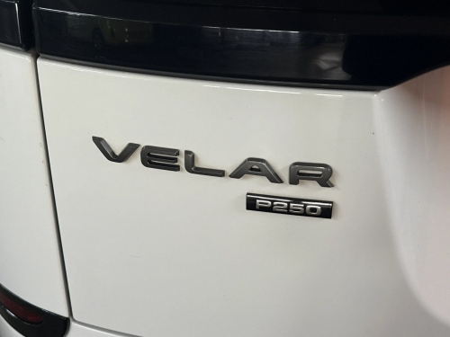 Land Rover Range Rover Velar 2.0T S (P250) in Namibia