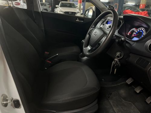 Hyundai i10 Grand I10 1.0 Motion in Namibia
