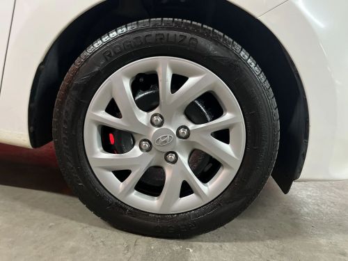 Hyundai i10 Grand I10 1.0 Motion in Namibia