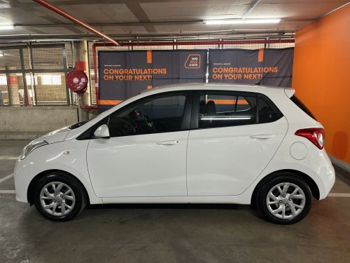 Hyundai i10 Grand I10 1.0 Motion in Namibia