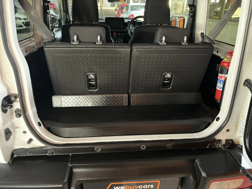 Suzuki Jimny 1.5 GLX Auto in Namibia