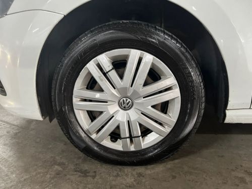 Volkswagen Polo Vivo 1.4 Trendline 5-Door in Namibia