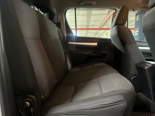 Toyota Hilux 2.4 Gd-6 RB SRX Pick Up Double Cab in Namibia