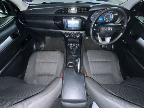 Toyota Hilux 2.4 Gd-6 RB SRX Pick Up Double Cab in Namibia
