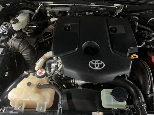 Toyota Hilux 2.4 Gd-6 RB SRX Pick Up Double Cab in Namibia