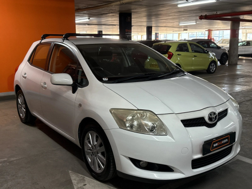 Toyota Toyota Auris 140 RS in Namibia