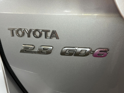 Toyota Fortuner 2.8gd-6 R/B in Namibia