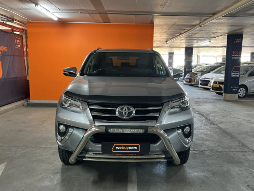 Toyota Fortuner 2.8gd-6 R/B in Namibia