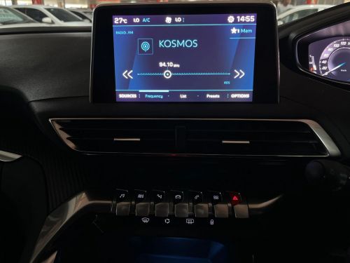 Peugeot 3008 1.6T Active Auto in Namibia
