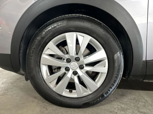Peugeot 3008 1.6T Active Auto in Namibia