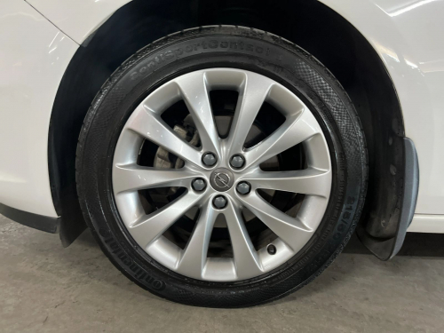 Opel Astra 1.4T Enjoy in Namibia