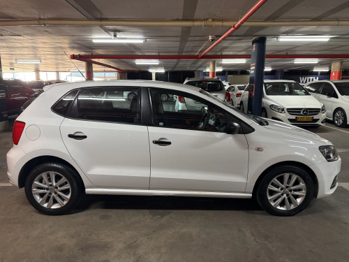 Volkswagen Polo Vivo 1.4 Trendline (5dr) in Namibia