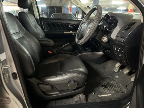 Toyota Fortuner 2.5d-4d RB in Namibia