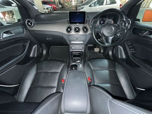 Mercedes-Benz B Class B 200 Auto in Namibia