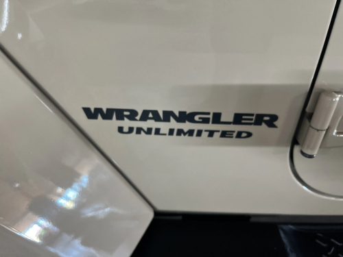 Jeep Wrangler Unltd Sahara 3.6l V6 Auto in Namibia
