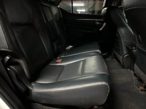 Toyota Fortuner 2.4gd-6 4x4 Auto in Namibia