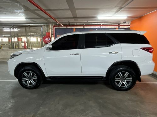 Toyota Fortuner 2.4gd-6 4x4 Auto in Namibia
