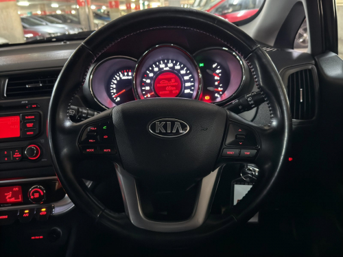 Kia RIO 1.4 TEC 5-Door in Namibia