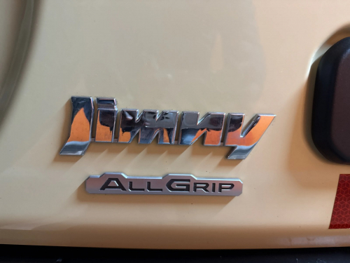 Suzuki Jimny 1.5 GL Auto in Namibia