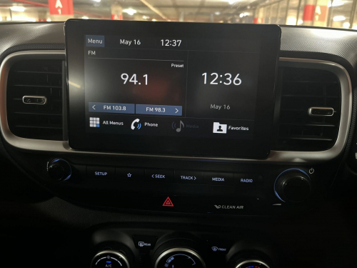 Hyundai Venue 1.0 Tgdi Glide DCT in Namibia