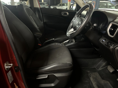Hyundai Venue 1.0 Tgdi Glide DCT in Namibia