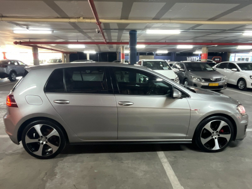 Volkswagen Golf 7 GTI 2.0 TSI in Namibia