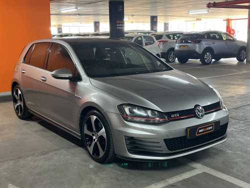 Volkswagen Golf 7 GTI 2.0 TSI in Namibia