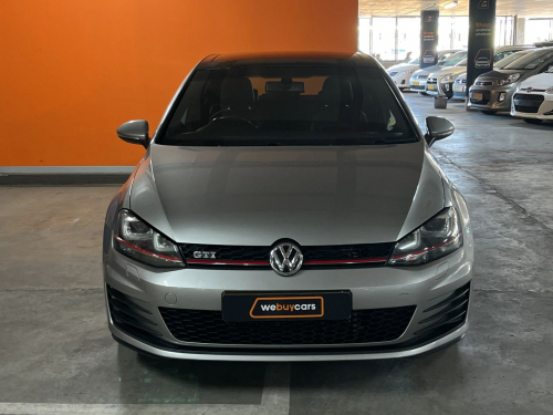 Volkswagen Golf 7 GTI 2.0 TSI in Namibia