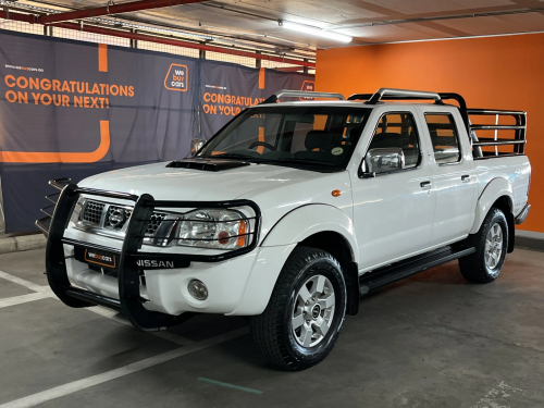Nissan Hardbody Np300 2.5 TDI 4x4 Pick Up Double Cab in Namibia