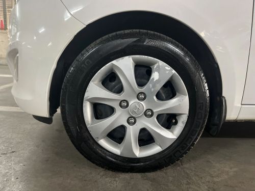 Hyundai i10 1.1 Motion Auto in Namibia