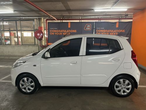 Hyundai i10 1.1 Motion Auto in Namibia