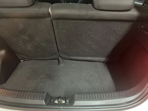 Hyundai i10 1.1 Motion Auto in Namibia