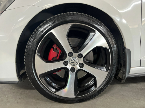 Volkswagen Golf 7 GTI 2.0 TSI DSG Performance in Namibia