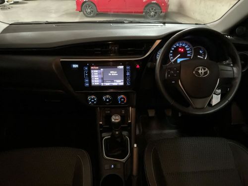 Toyota Corolla 1.8 Prestige in Namibia