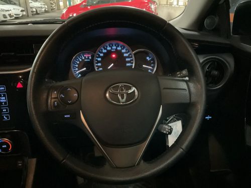 Toyota Corolla 1.8 Prestige in Namibia