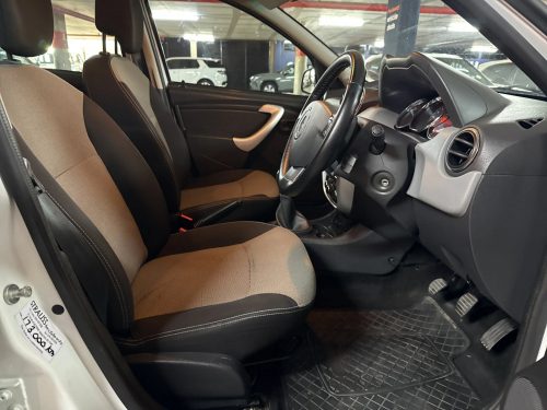 Renault Duster 1.6 Expression in Namibia
