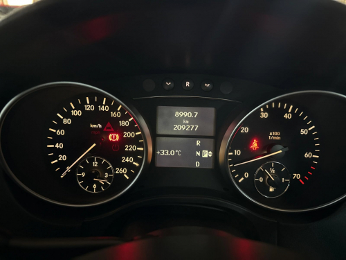 Mercedes-Benz M Class ML 350 Auto in Namibia