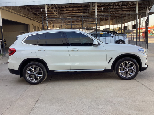BMW X3 30d XDrive in Namibia
