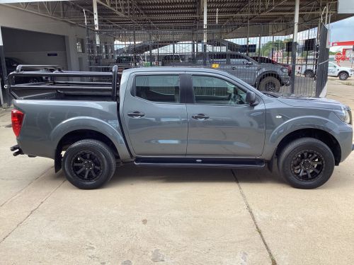 Nissan Navara XE Plus 4x4 6MT in Namibia