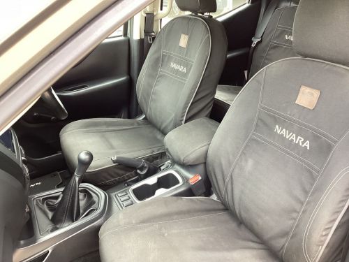 Nissan Navara XE Plus 4x4 6MT in Namibia