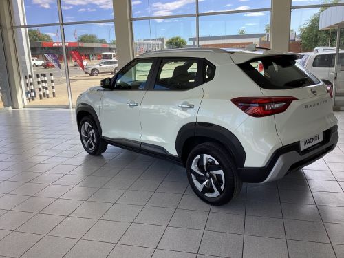 Nissan Magnite VISIA 1.0 5MT in Namibia