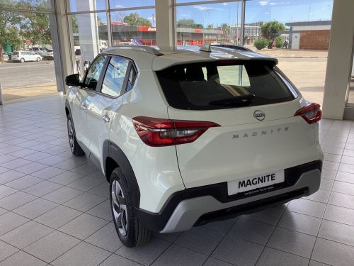 Nissan Magnite VISIA 1.0 5MT in Namibia