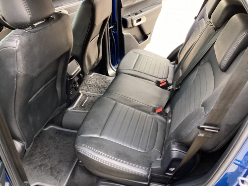 Ford Everest SPORT BiTDi 4x2 in Namibia