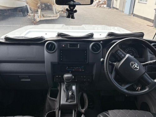 Toyota LANDCRUISER 79 2.8 in Namibia