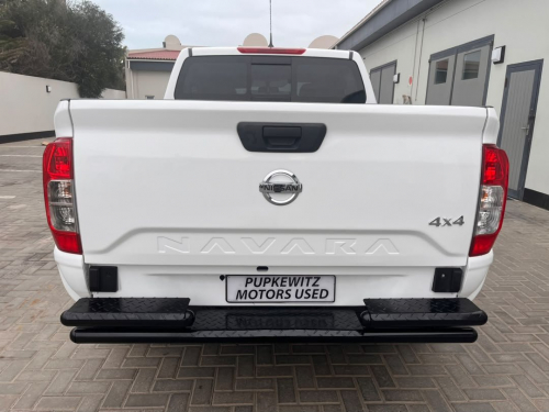 Nissan NAVARA 2.5D XE DC MT in Namibia
