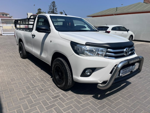 Toyota HILUX 2.0VVTI S/C AC in Namibia