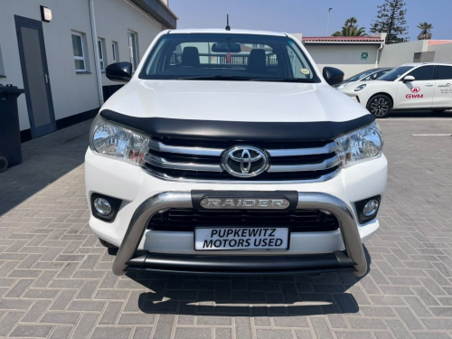 Toyota HILUX 2.0VVTI S/C AC in Namibia